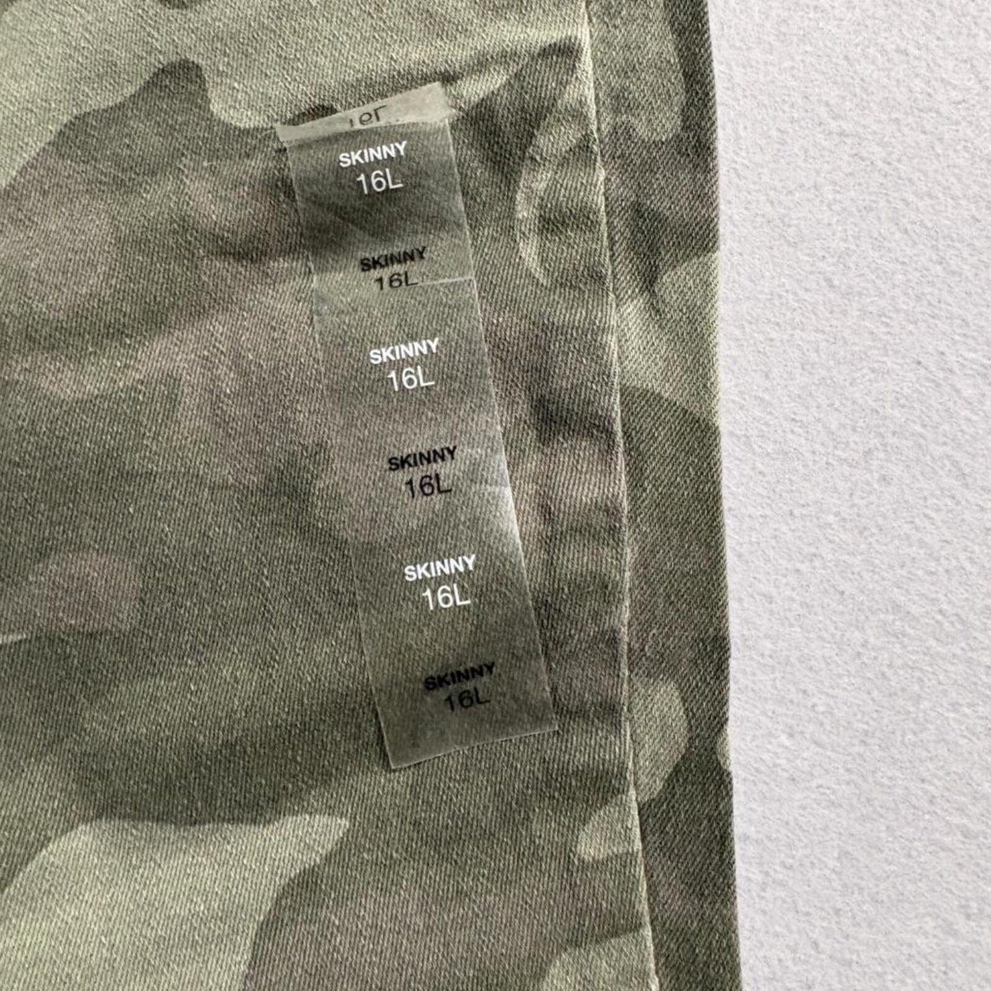 Sonoma Goods For Life Skinny Jeans Womens 16L Green Camo Mid Rise Stretch New