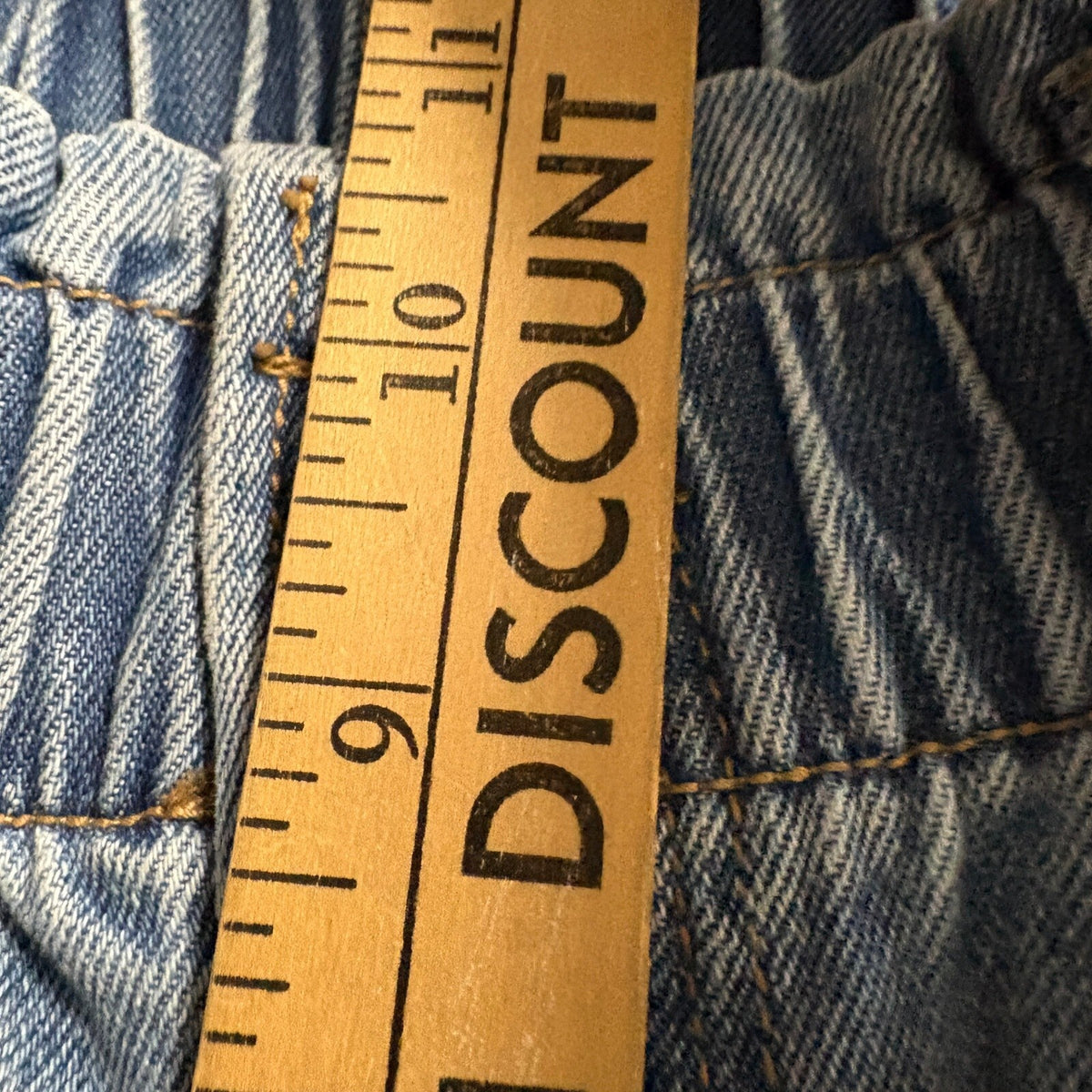 American Eagle Women Size 4 Regular High Rise Elastic Waist Mom Jeans Blue Denim
