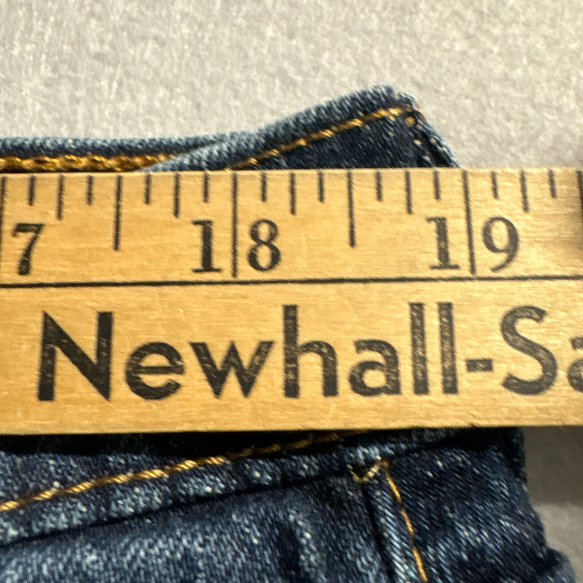 Levis 505 Regular Fit Jeans Mens 38x30 Dark Wash Blue Denim Pants PC9-00505-1989