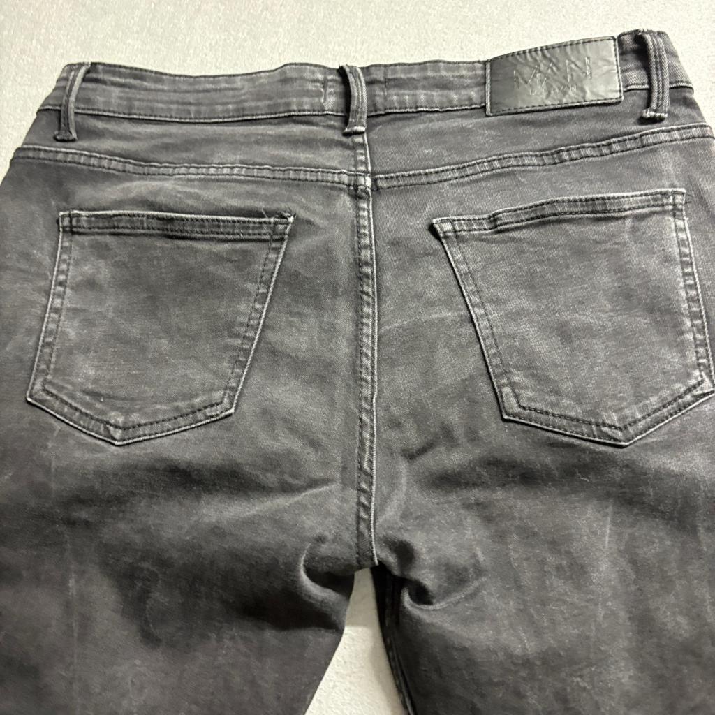 BoohooMAN Cargo Jeans Mens 34 Black Distressed Skinny Ankle Zip Paisley Insert