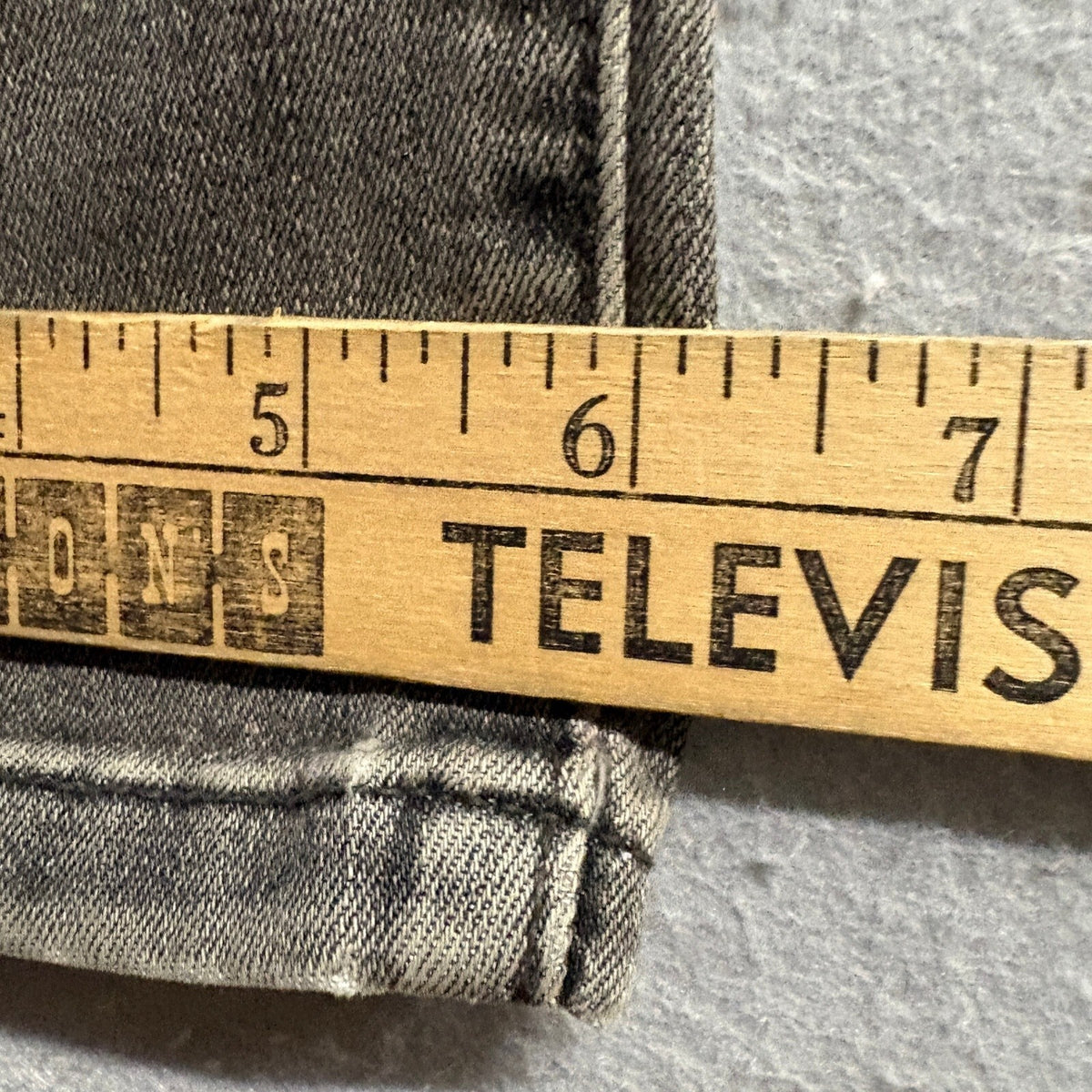 Levi's Boyfriend Jeans Womens Size 30 Gray Wash Stretch Ankle Denim Pants W30