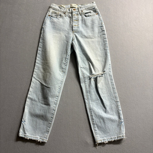 Universal Thread Vintage Straight Jeans Womens 00/24R Light Wash Distressed Blue