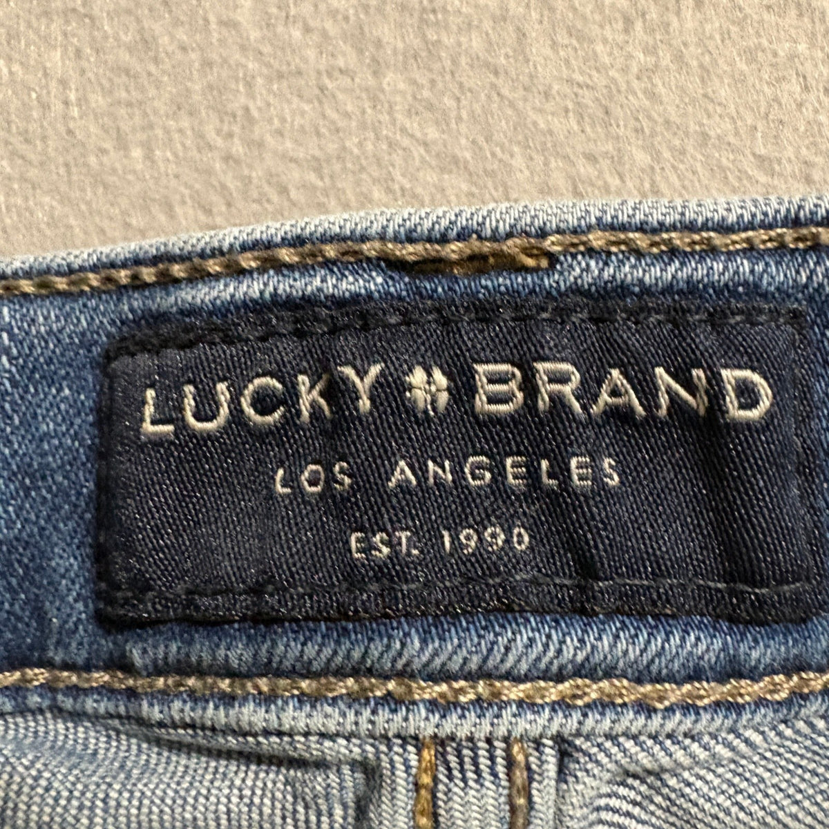 Lucky Brand Bridgette High Rise Crop Jeans Womens Size 2 26 Blue Distressed