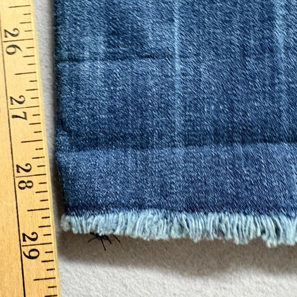 Seven7 Slim Jeans Womens Size 6 Blue Denim Frayed Raw Hem Stretch Mid Rise