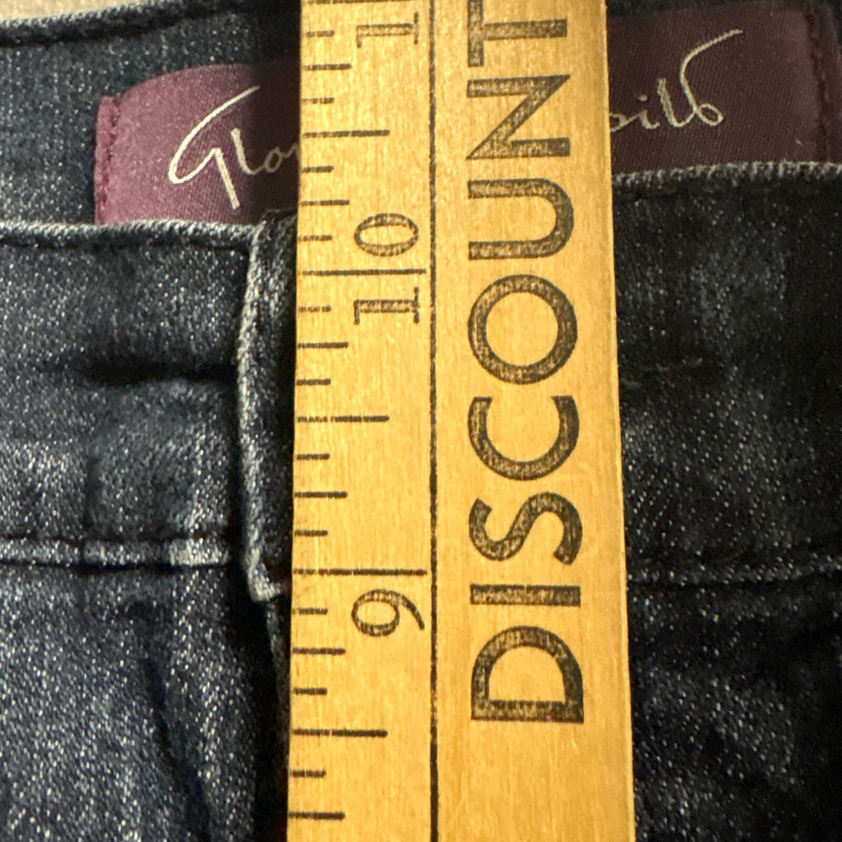 Gloria Vanderbilt Amanda Capri Jeans Womens Size 10 Dark Wash Cuffed Denim Crop