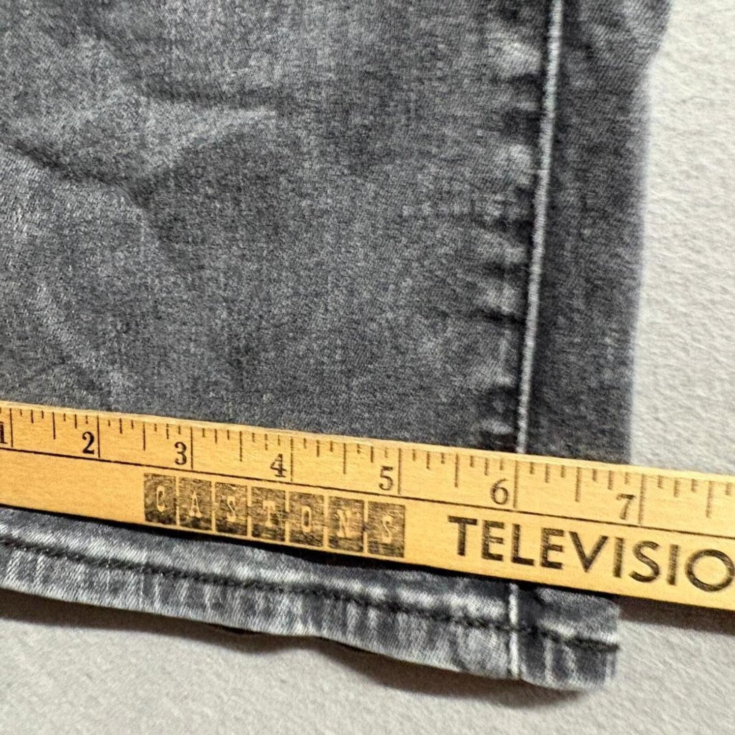 Levis 314 Shaping Straight Jeans Womens 29 Gray Denim Stretch Pants