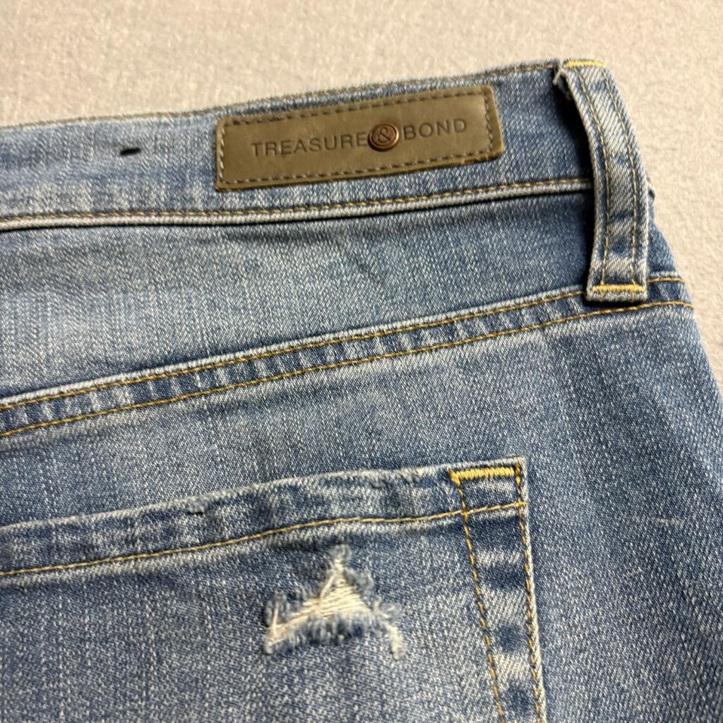 Treasure & Bond Boyfriend Jeans Womens 28 Distressed Cuffed Blue Denim