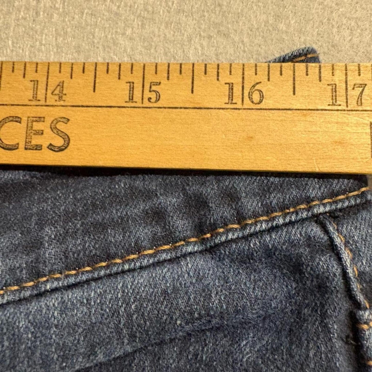 Bandolino Caroline Jeans Womens 14 Blue Denim Straight Leg Stretch Comfort