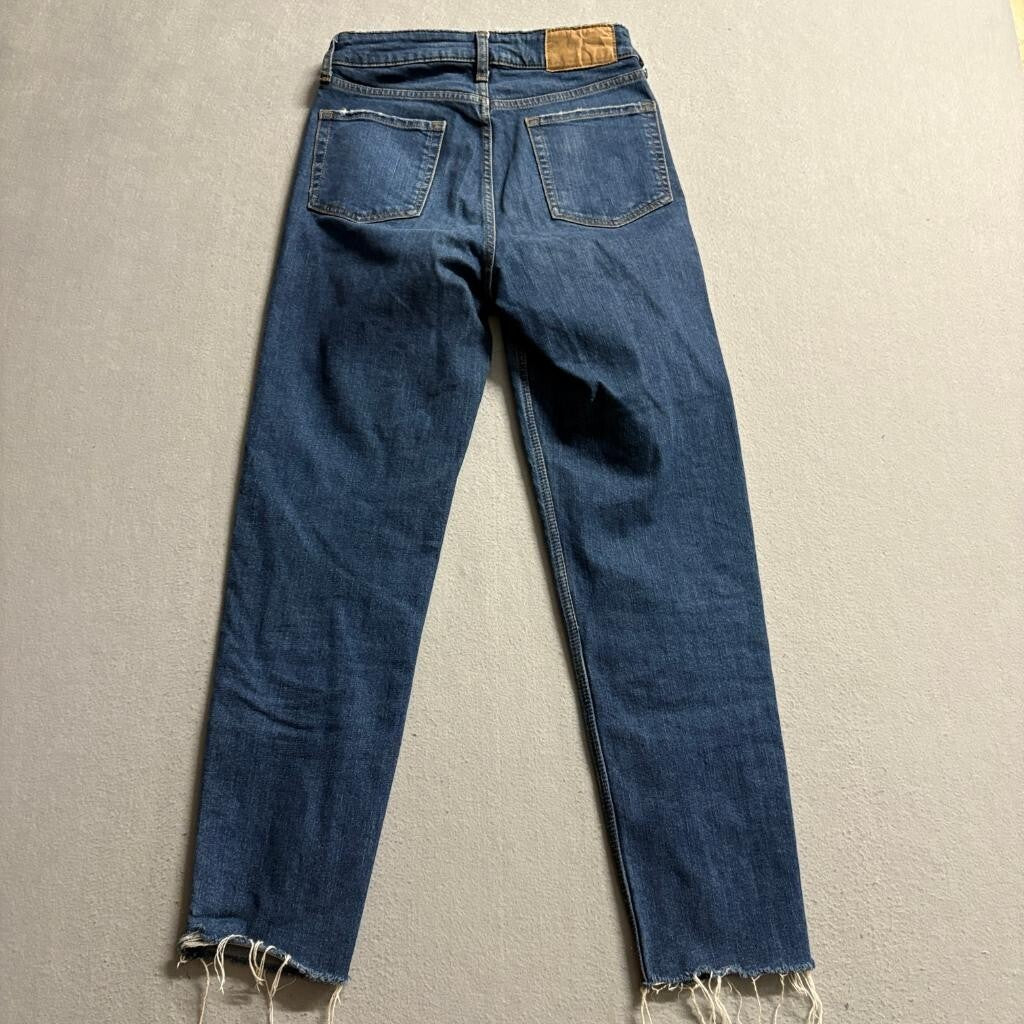 H&M Divided High Waisted Crop Jeans Womens Size 4 Blue Denim Raw Hem Stretch