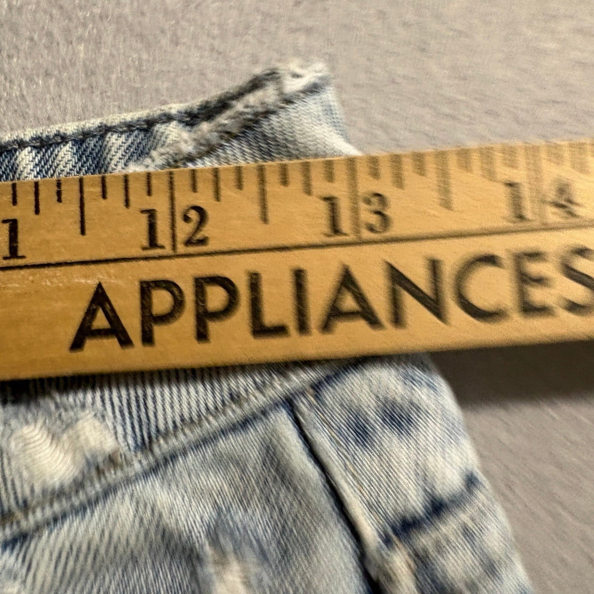 m1858 New York Jasper Relaxed Distressed Jeans Womens 26 Light Wash Denim
