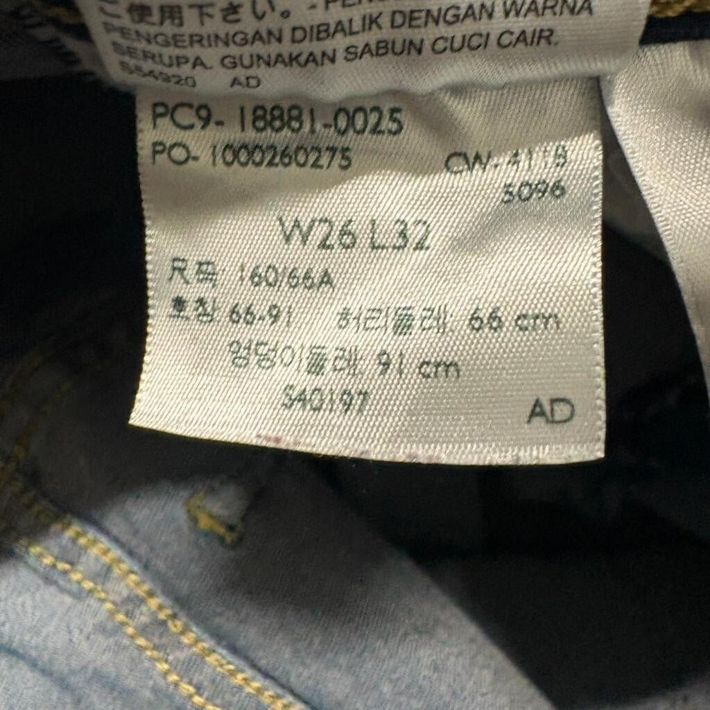 Levi's 711 Skinny Jeans Womens 26 Blue Denim Stretch Dark Wash Mid Rise