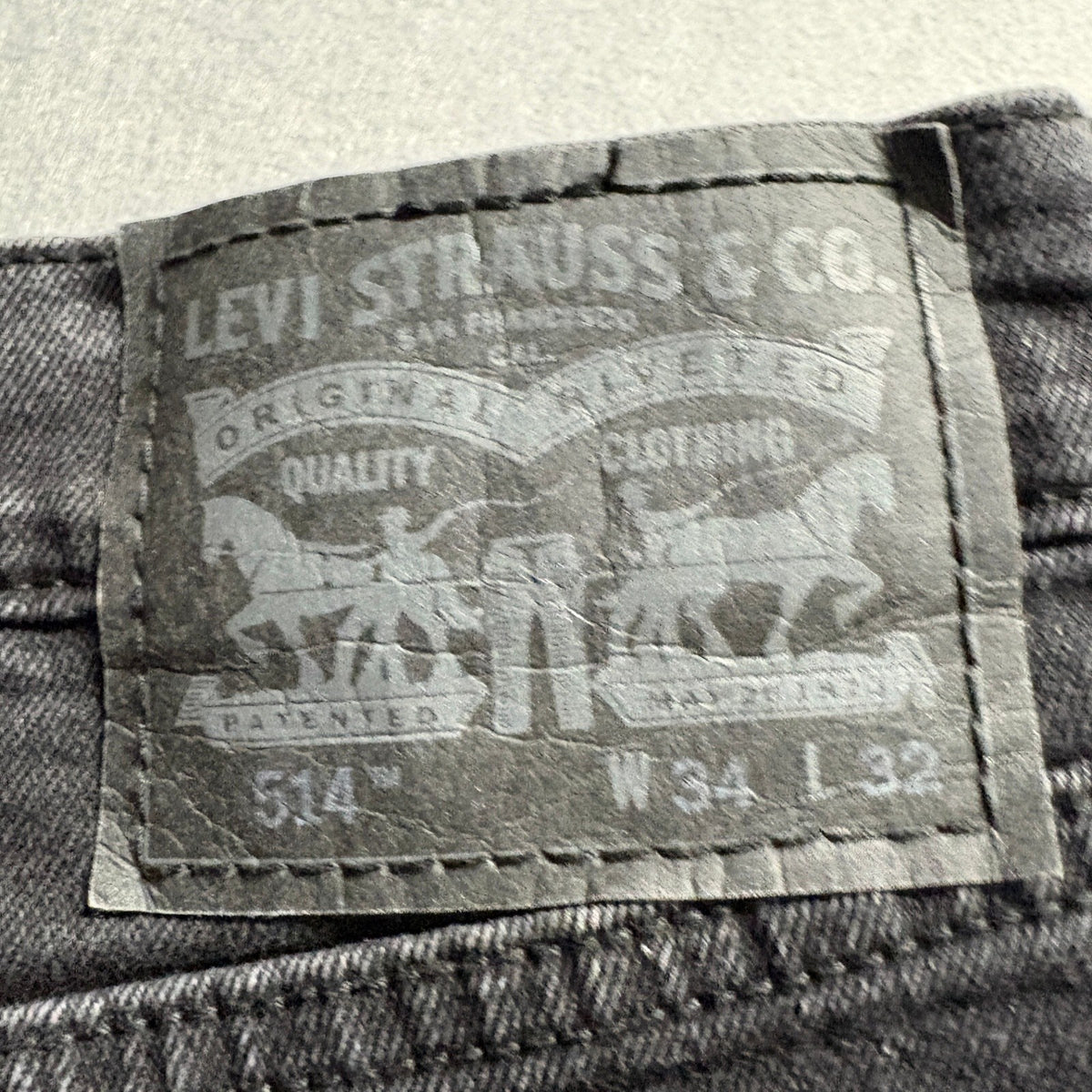 Levi's 514 Straight Fit Black Denim Jeans Mens W34 L32 Dark Wash Stretch