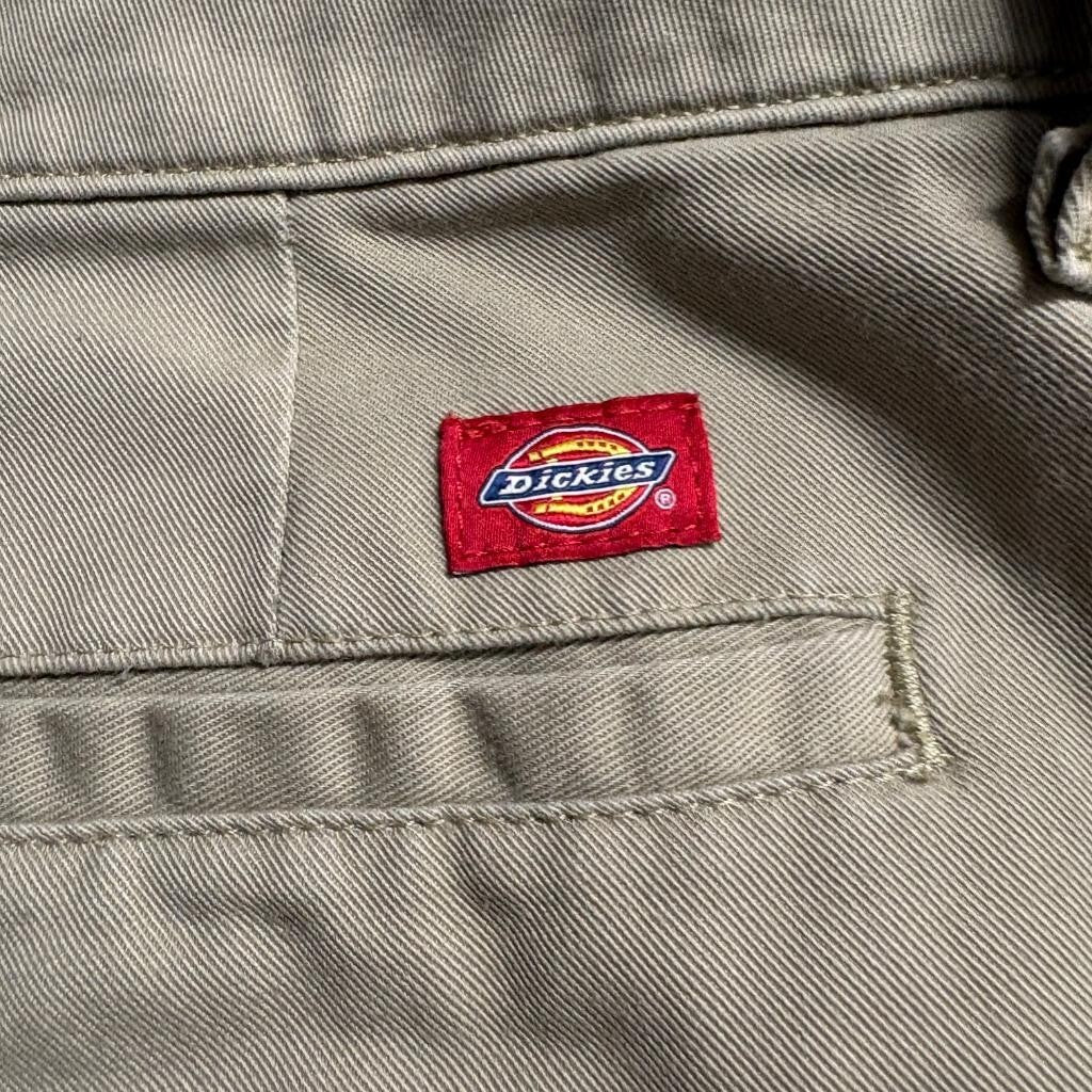 Dickies Girl Crafted for Women Skinny Chino Pants Beige Khaki Size 30x30 Stretch
