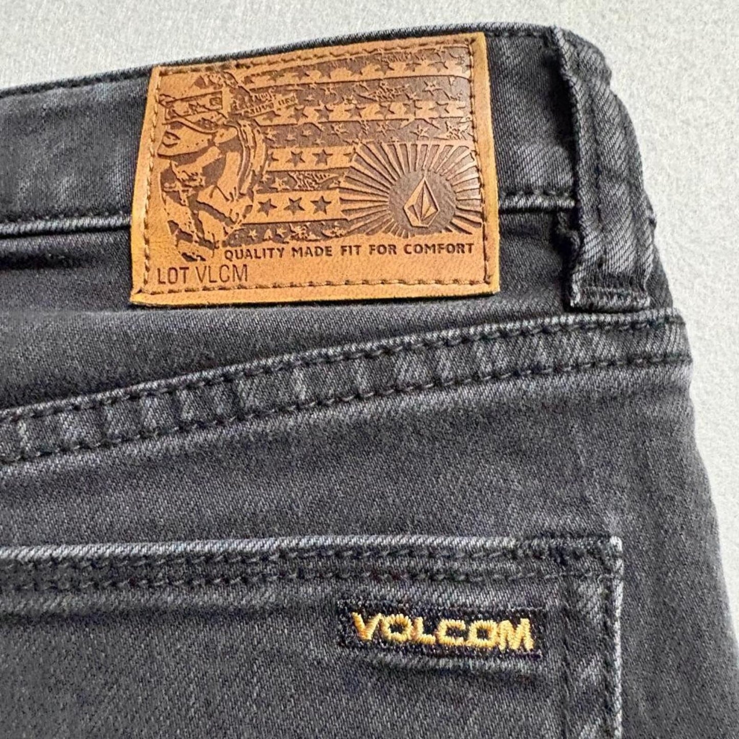 Volcom Vorta Slim Straight Jeans Mens 30 Black Denim Pants