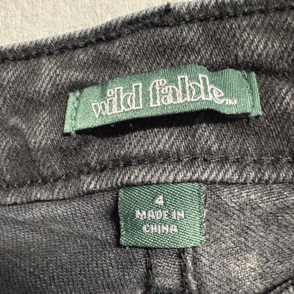 Wild Fable Super High Rise Straight Jeans Womens Size 4 Black Acid Wash Bleached