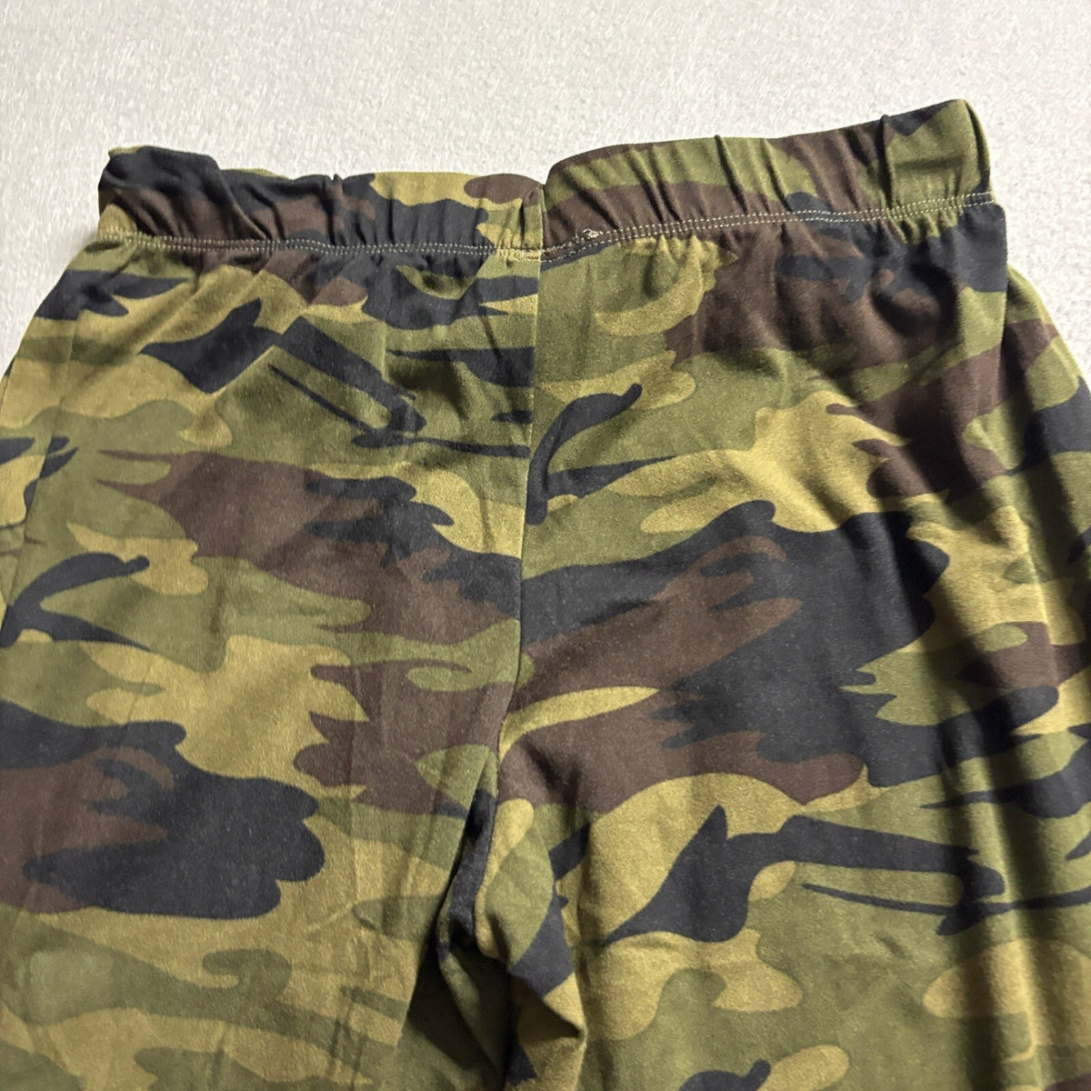 LA Gypsy Camo Flare Pants Womens Size M Stretch Elastic Waist High Rise Bell