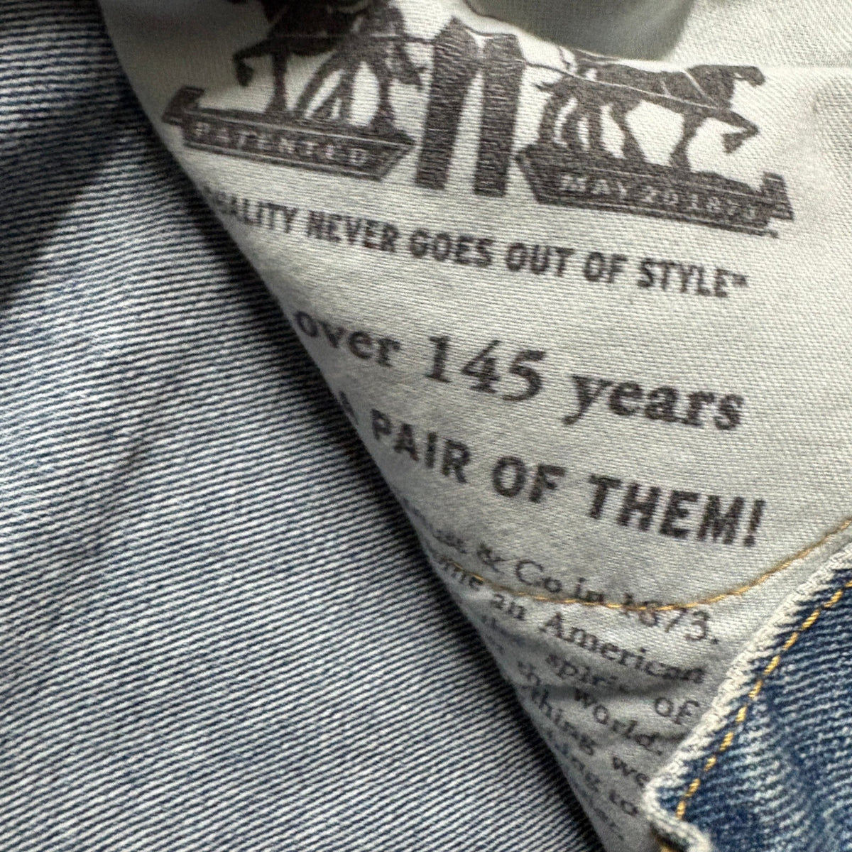 Levis 505 Regular Fit Jeans Mens 38x34 Blue Denim Straight Leg Pants