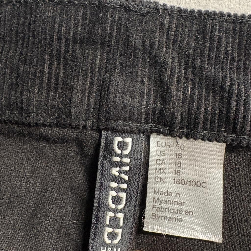 H&M Divided Corduroy Pants Womens Size 18 Black Wide Leg High Rise 100% Cotton