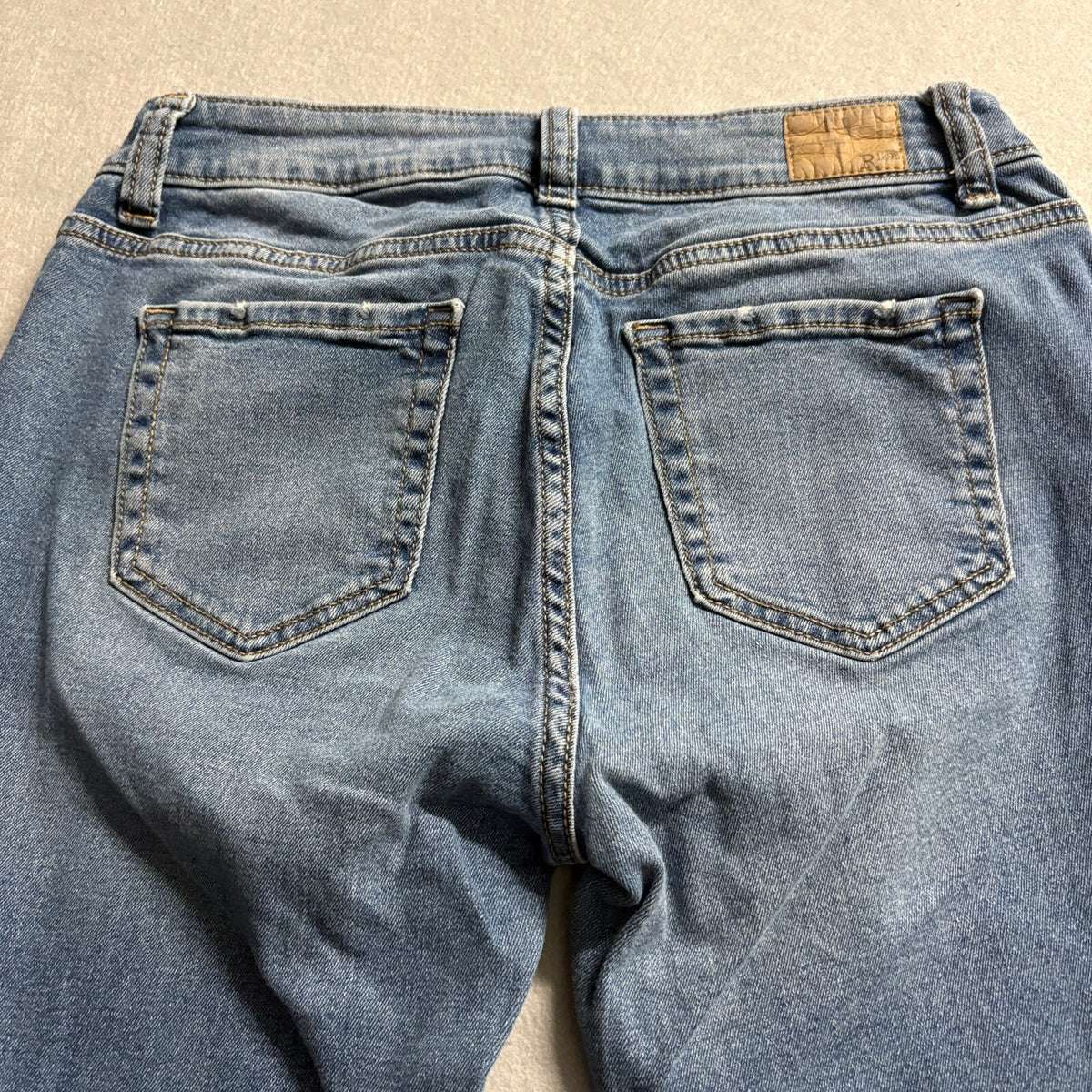 Roebuck and Co Womens Distressed Bootcut Jeans Size 4 Medium Wash Stretch Denim