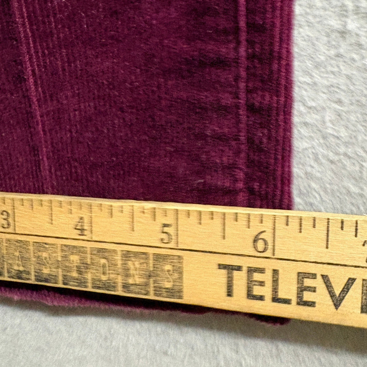 dELiA*s Womens Corduroy Pants Size 3/4 R Burgundy Purple Taylor Slim Straight