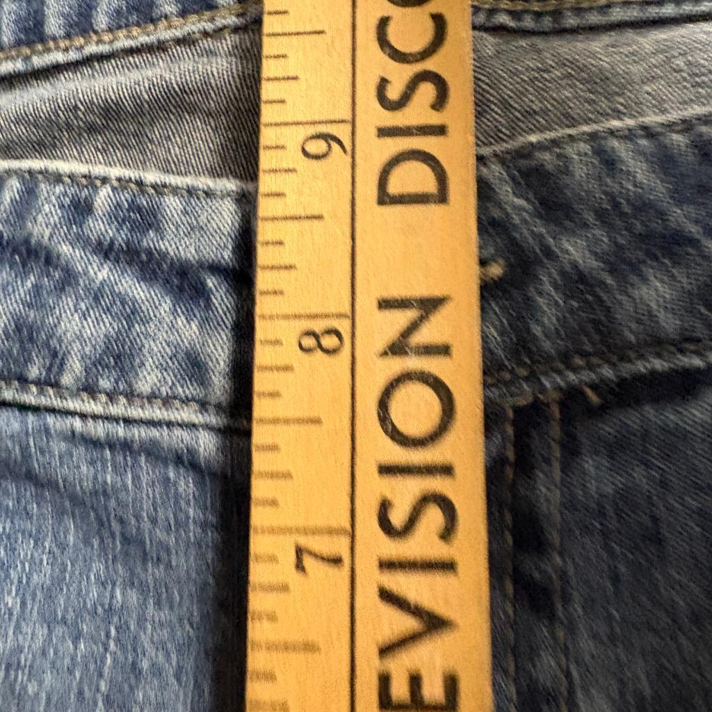 Lee Crop Jeans Womens 14M Blue Denim Embroidered Hem Mid Rise Capris Stretch