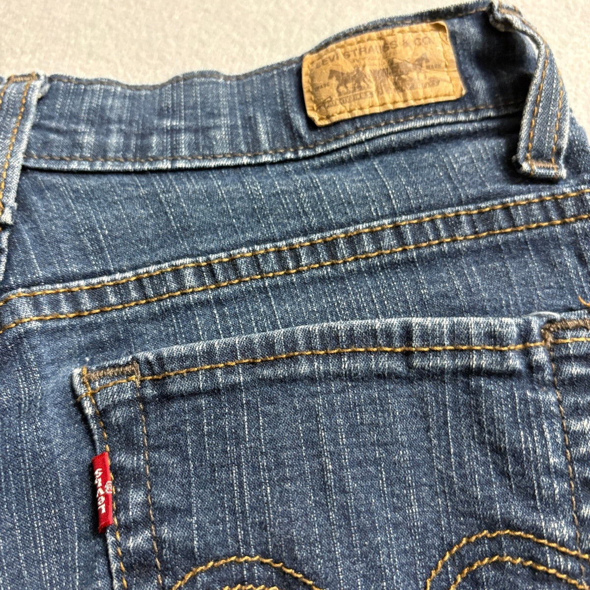 Levis 512 Perfectly Slimming Bootcut Jeans Womens 2P Short Blue Denim Stretch