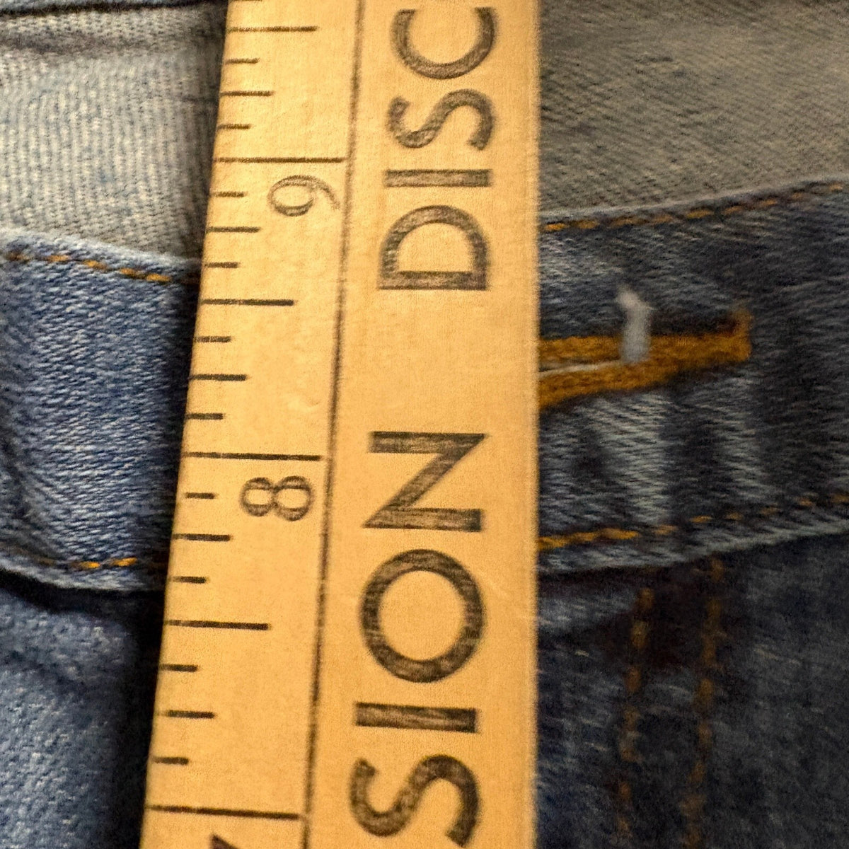 Vans V66 Standard Distressed Mens Blue Denim Jeans Size 30 x 30 Ripped Knees