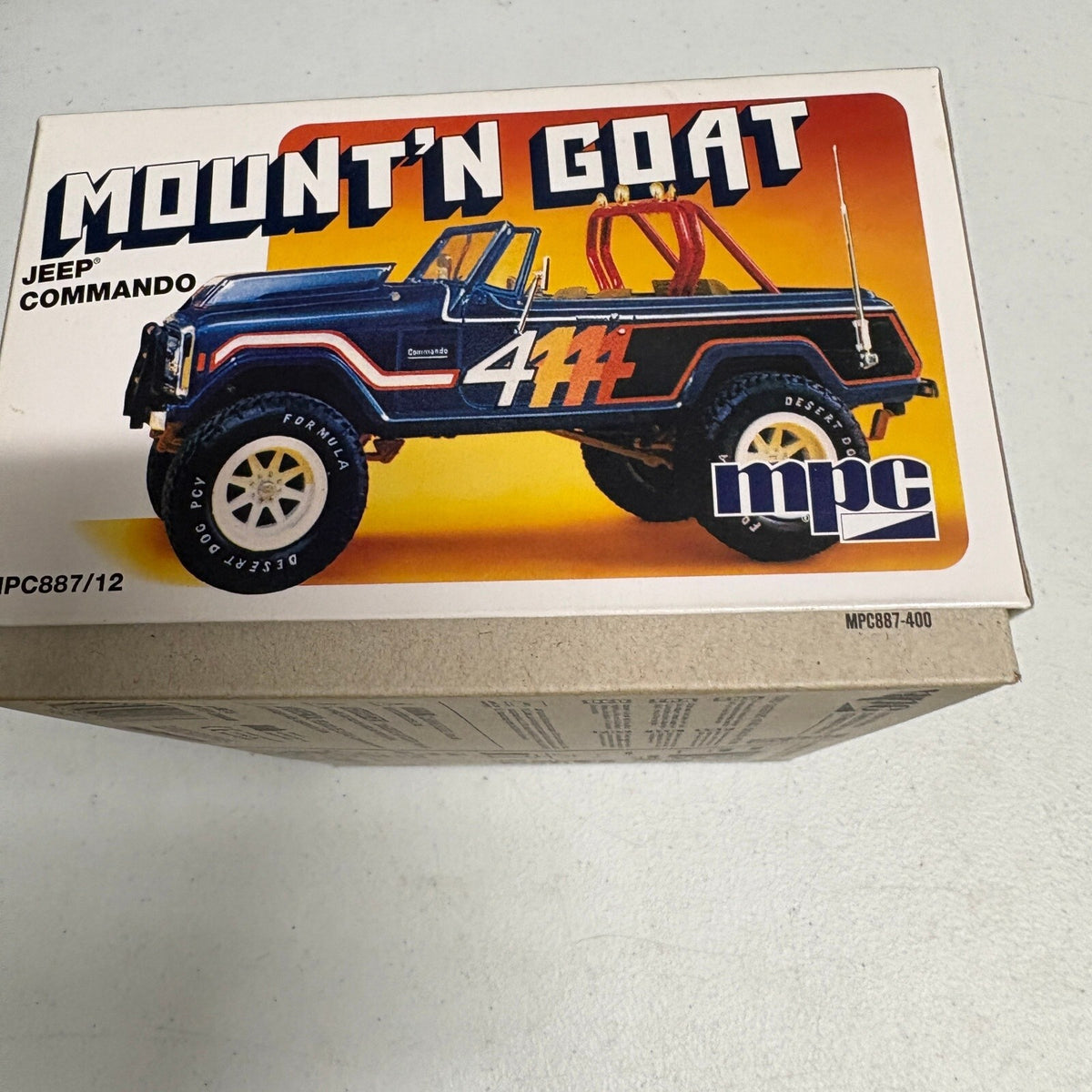 MPC Mount'N Goat Jeep Commando 1/25 Scale Model Kit MPC887 Open Box Sealed Parts