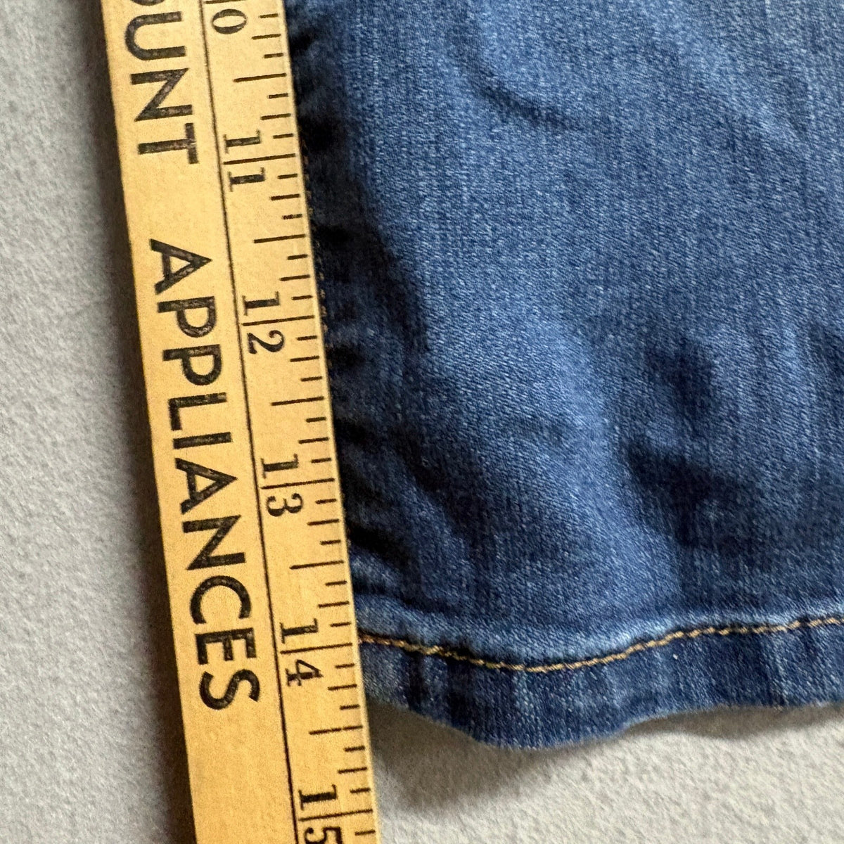 Wit & Wisdom Denim Bermuda Shorts Size 4 Medium Wash Stretch Blue Jeans