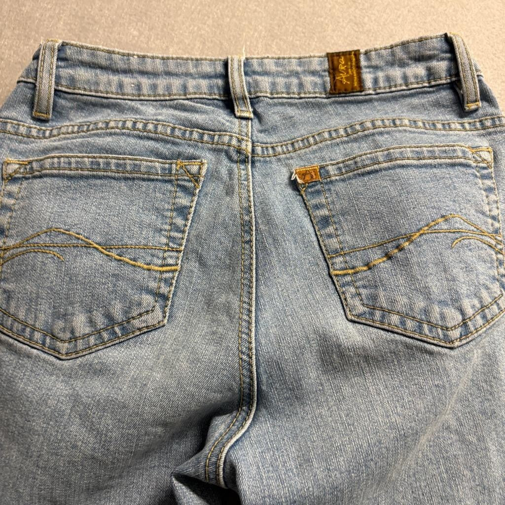 Wrangler Aura Bootcut Jeans Womens 26x32 Light Wash Regular Rise Denim