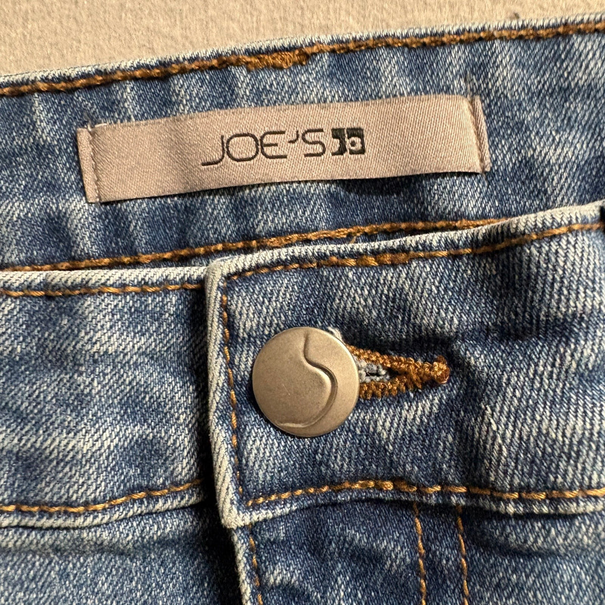 Joe's Jeans Bibiana High Rise Straight Leg Distressed Denim Blue Jeans Size 27