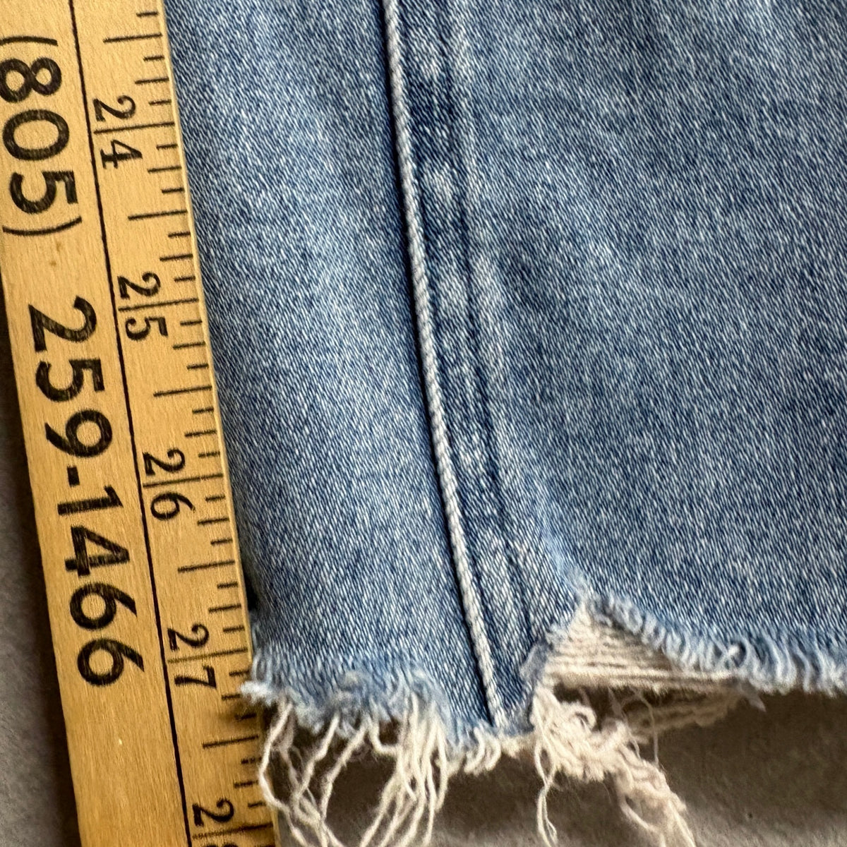 PAIGE Cindy High Rise Straight Leg Jeans Womens Size 25 Blue Denim Raw Hem
