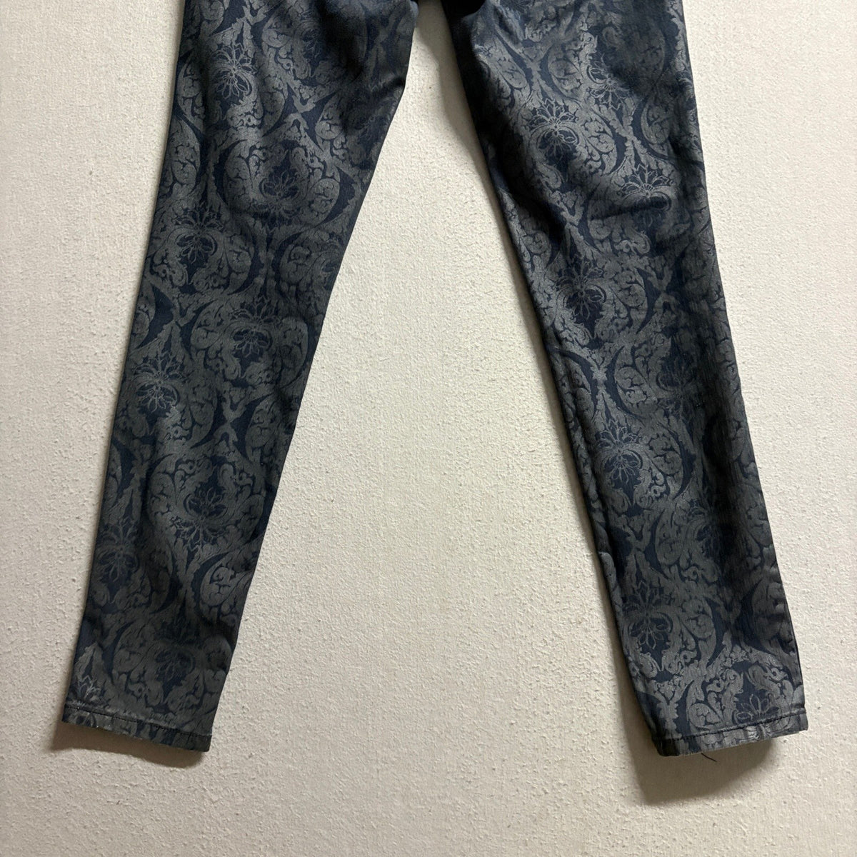 KanCan Jeans Womens Size 7 Skinny Floral Damask Printed Blue Denim Made in USA