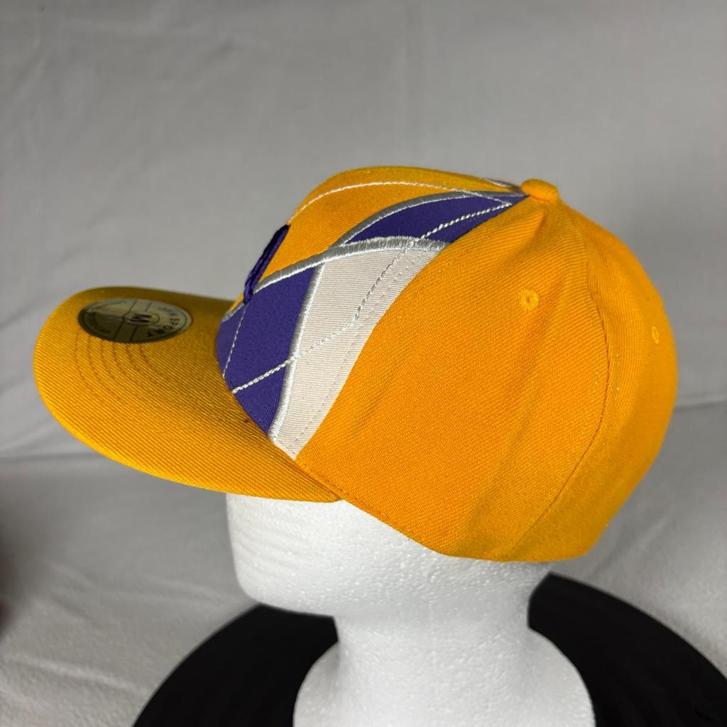 Los Angeles Lakers JFH Headwear Fitted Hat Size M Yellow Purple Argyle Cap