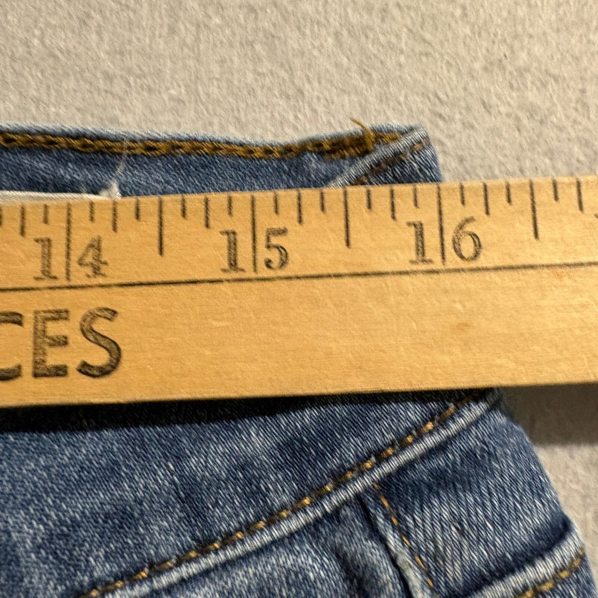 FRAME Denim Le Garcon Slim Boyfriend Jeans Womens Size 28 Azure Distressed Blue