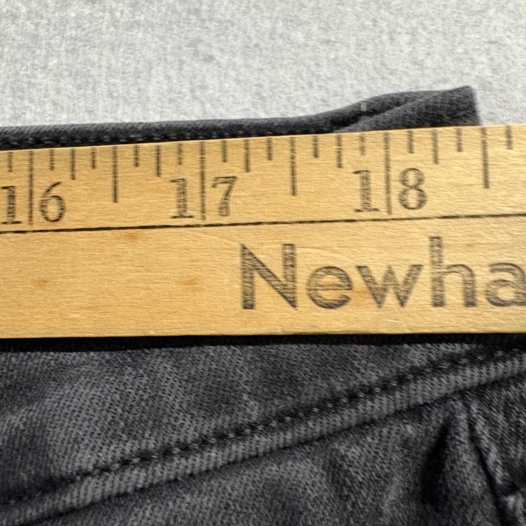 Levis 314 Shaping Straight Jeans Womens 34 Black Stretch Denim Pants