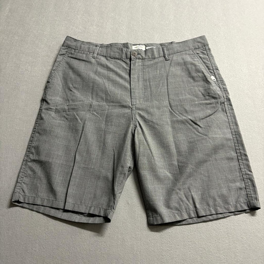 Quiksilver Mens Chino Shorts Size 38 Gray Plaid Textured Regular Fit Flat Front