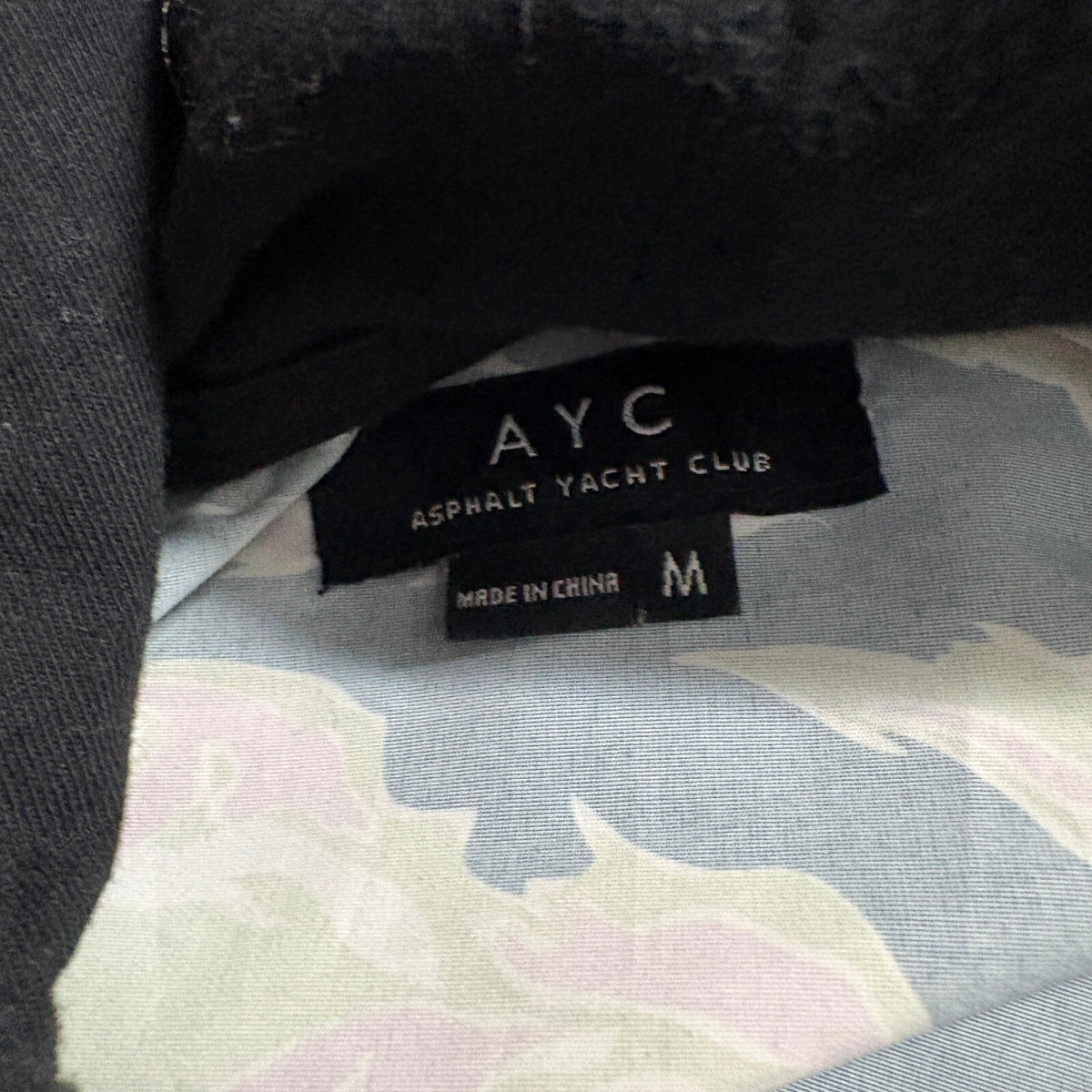 Asphalt Yacht Club AYC Windbreaker Jacket Mens Medium Tiger Camo 1/2 Zip