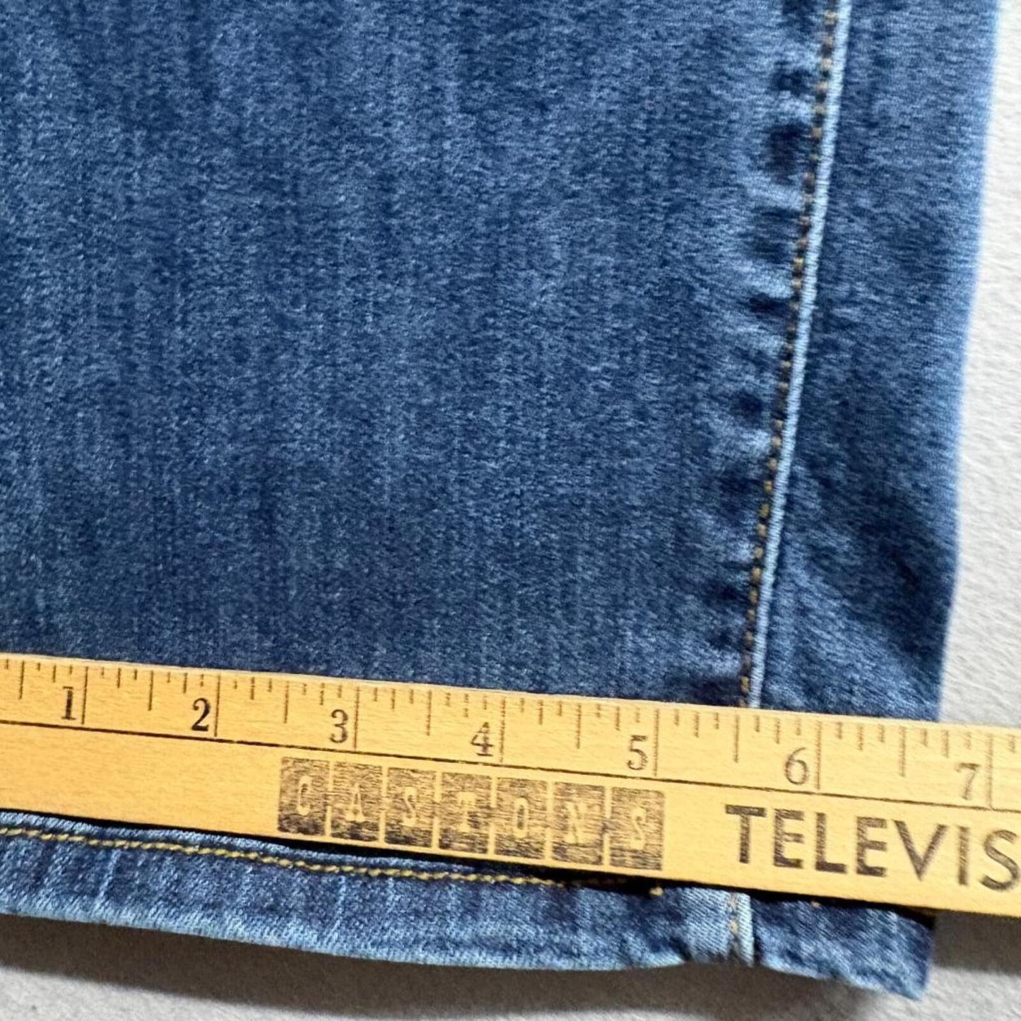 Judy Blue Straight Fit Jeans Womens Size 9/29 Medium Wash Stretch Blue Denim