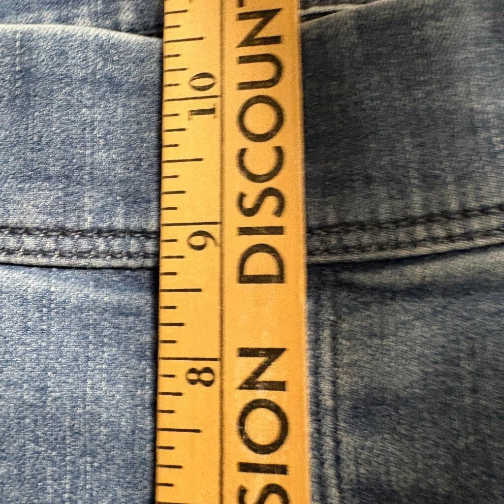 Gloria Vanderbilt Amanda Pull On Jeans Womens Size 8 Blue Denim Stretch Straight