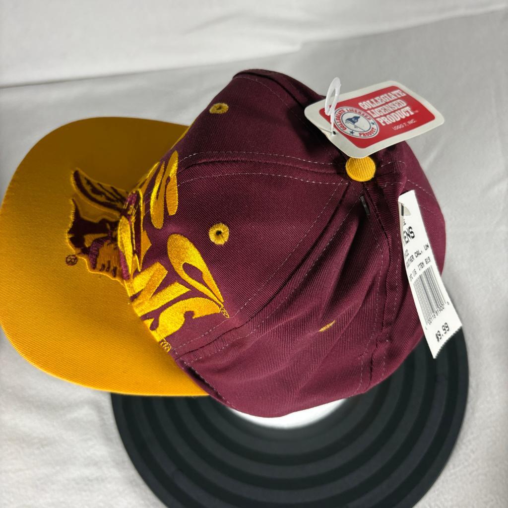 Vintage USC Trojans Logo 7 Snapback Hat Cap Mens One Size NWT Deadstock 90s