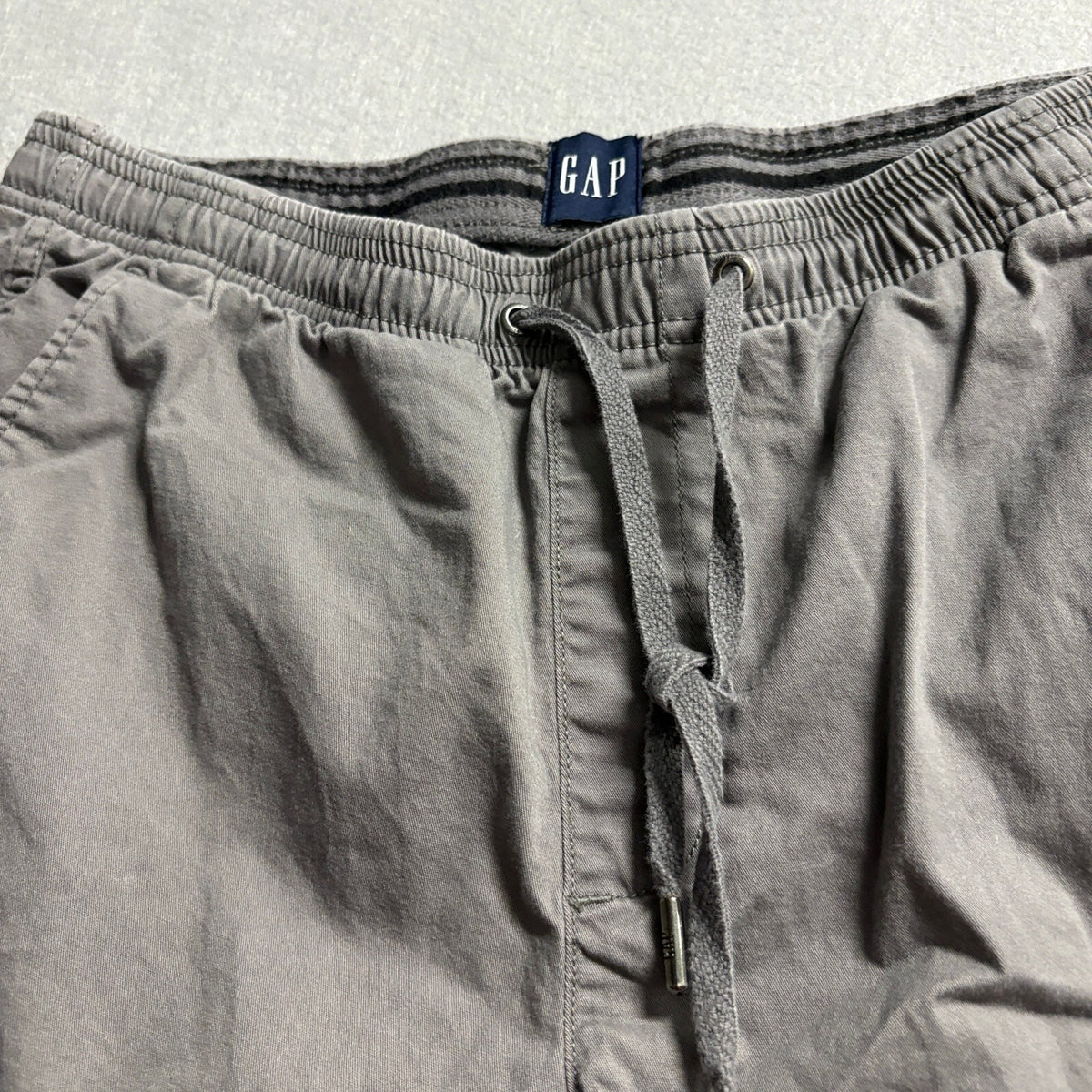 GAP Mens Jogger Pants Medium Gray Cotton Blend Stretch Elastic Waist Casual