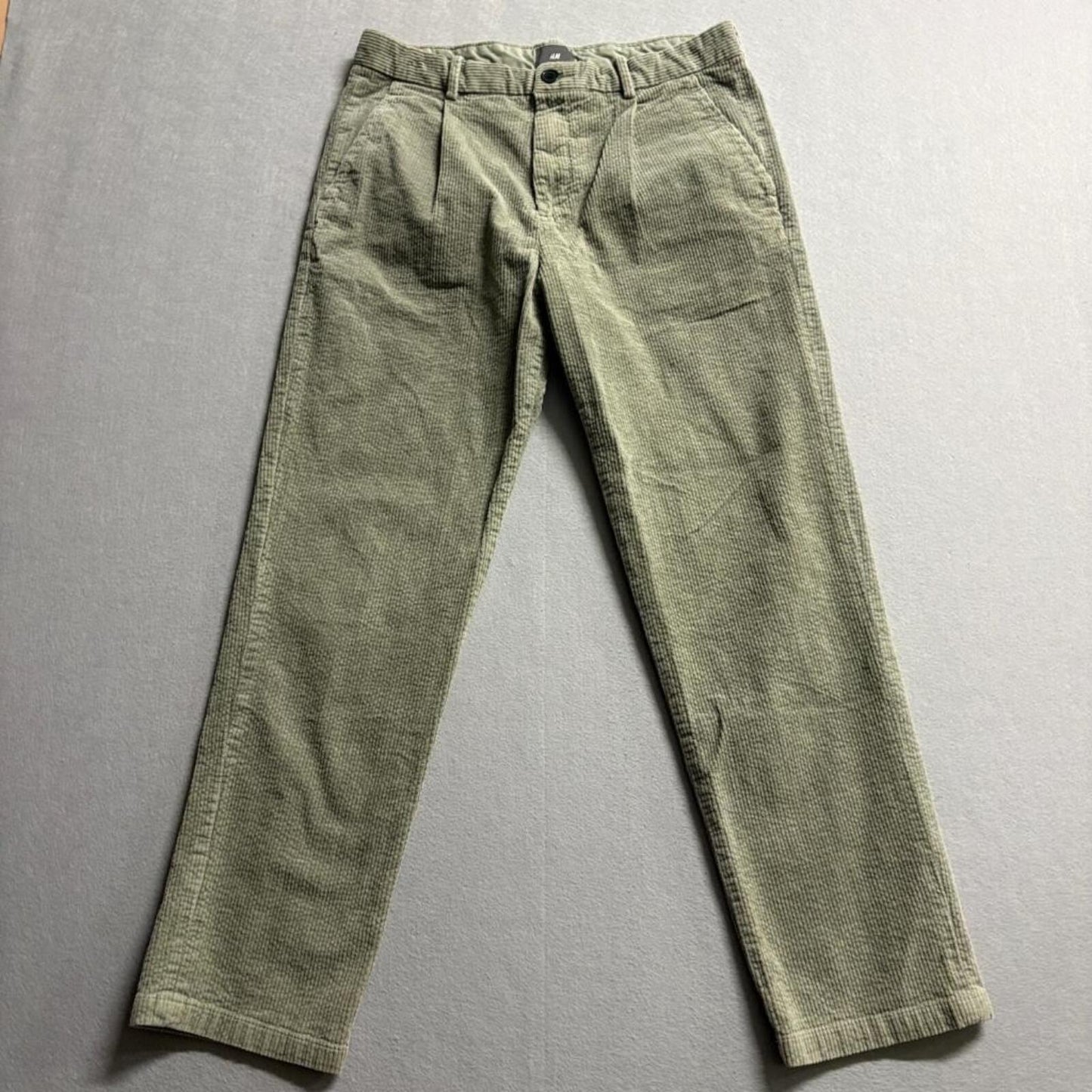 H&M Corduroy Pants Mens 30x27 Green Regular Fit Pleated Stretch Chino Trousers