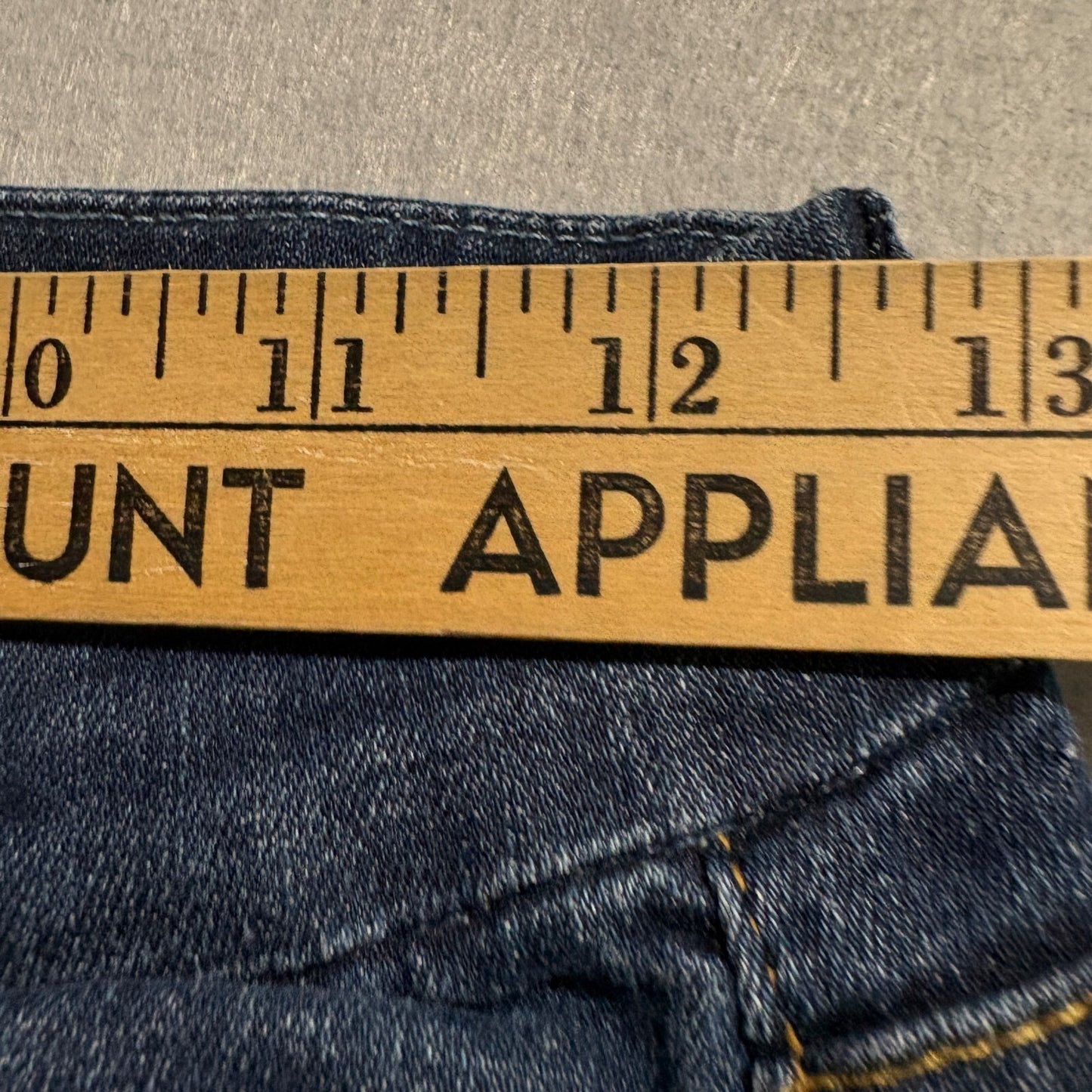 Good American Good Legs Skinny Jeans Distressed Raw Hem Sz 2/26 Classic