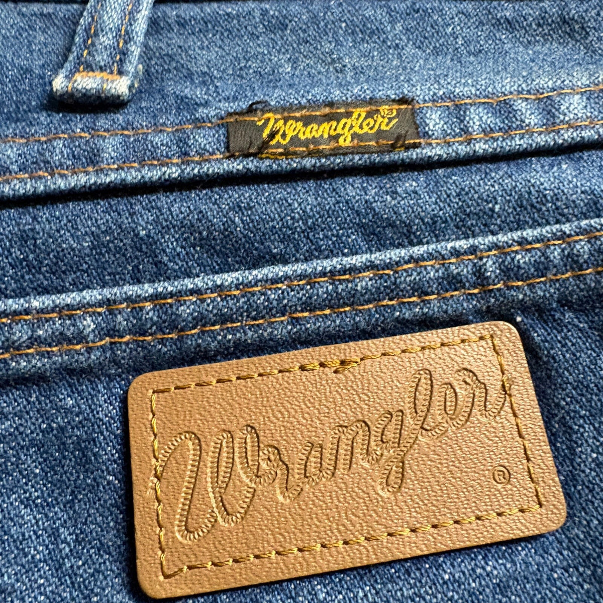 Vintage Wrangler Jeans Mens 38x34 Made in USA 31MWZPW High Rise Blue Denim Pants