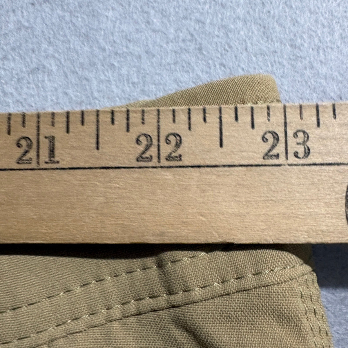 Wrangler Outdoor Cargo Shorts Mens Size 48 Beige Tan Stretch Nylon Utility
