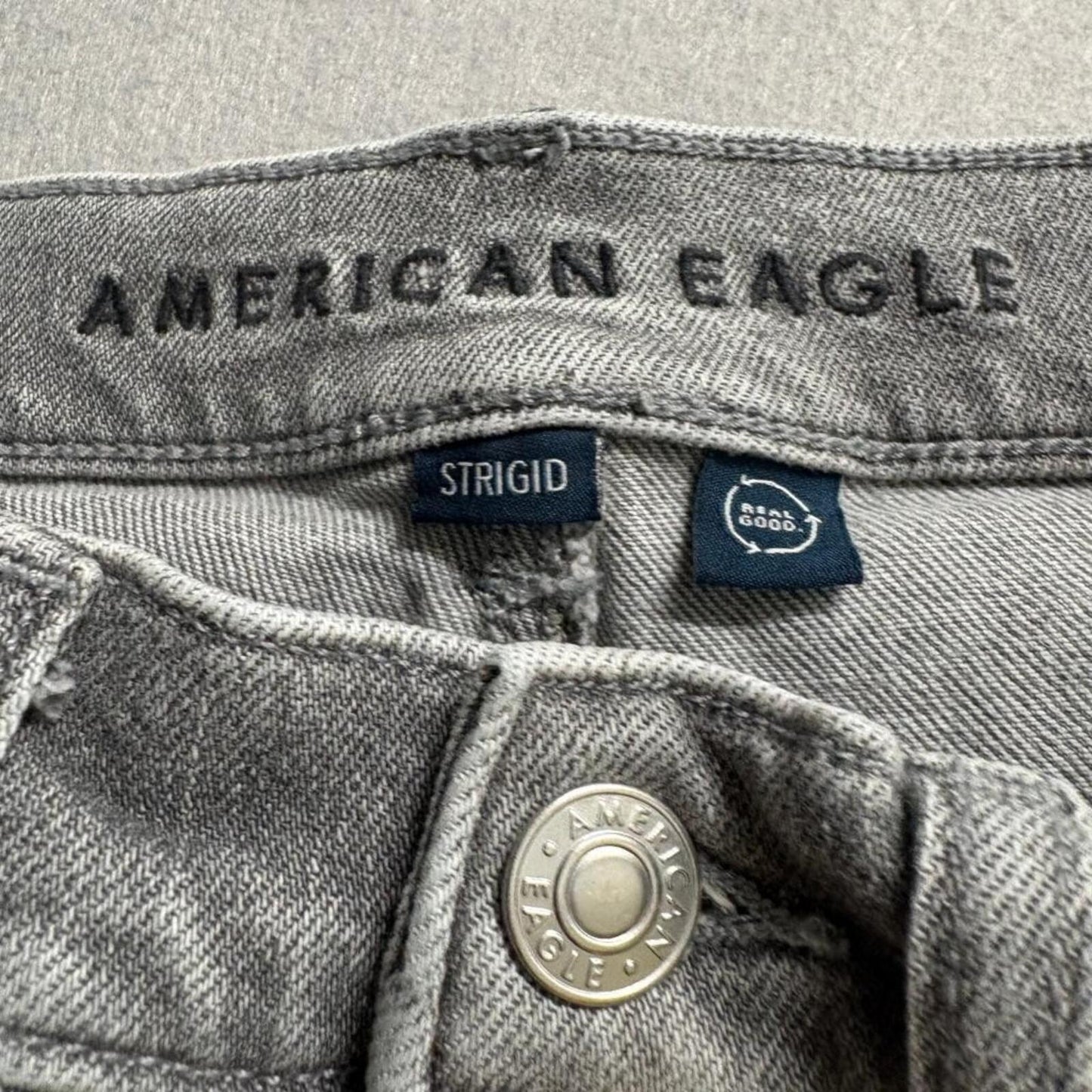 American Eagle Super High Rise Straight Jeans Womens 6 Gray Rhinestone Raw Hem