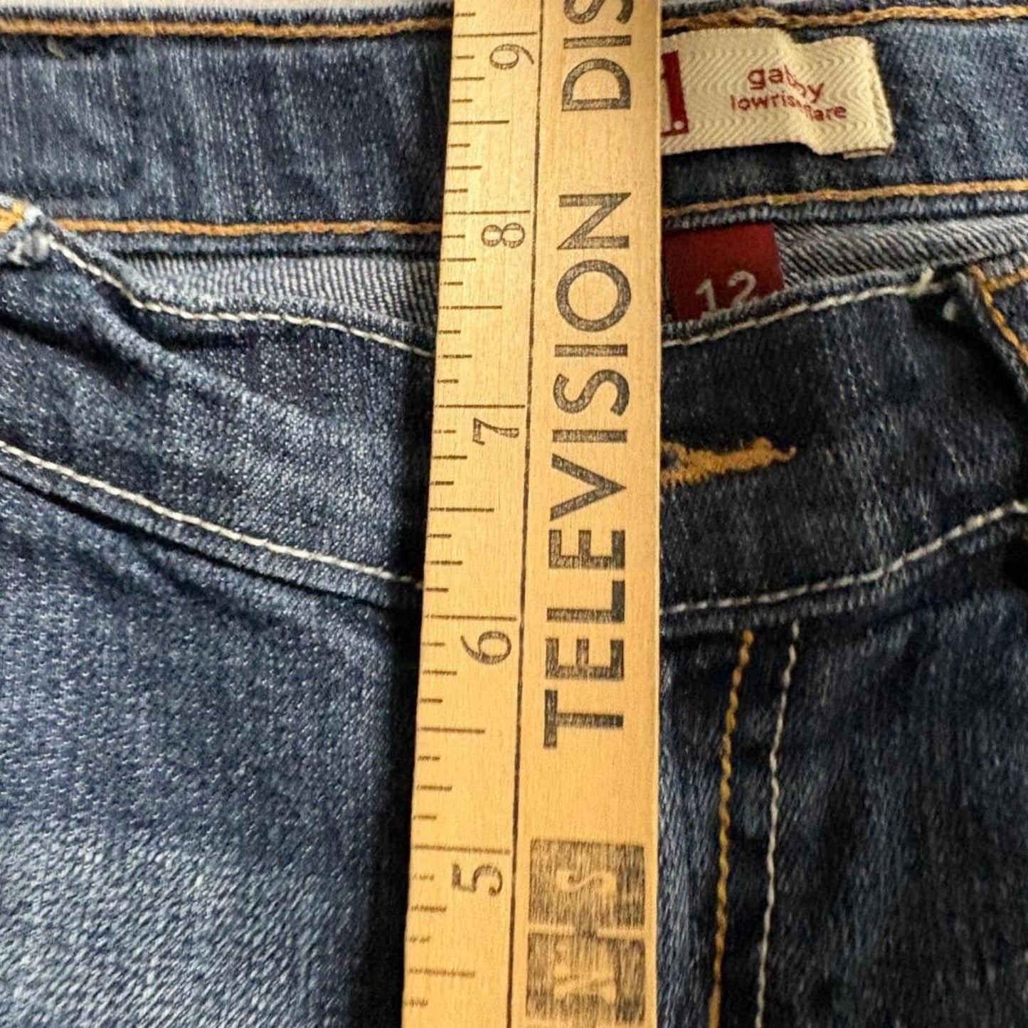 LEI Gabby Low Rise Flare Jeans Girls Size 12 Regular Embroidered Pockets Blue
