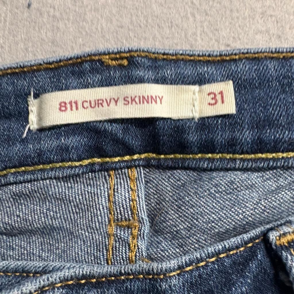 Levi's 811 Curvy Skinny Jeans Womens 31 Blue Denim Distressed Ripped Stretch