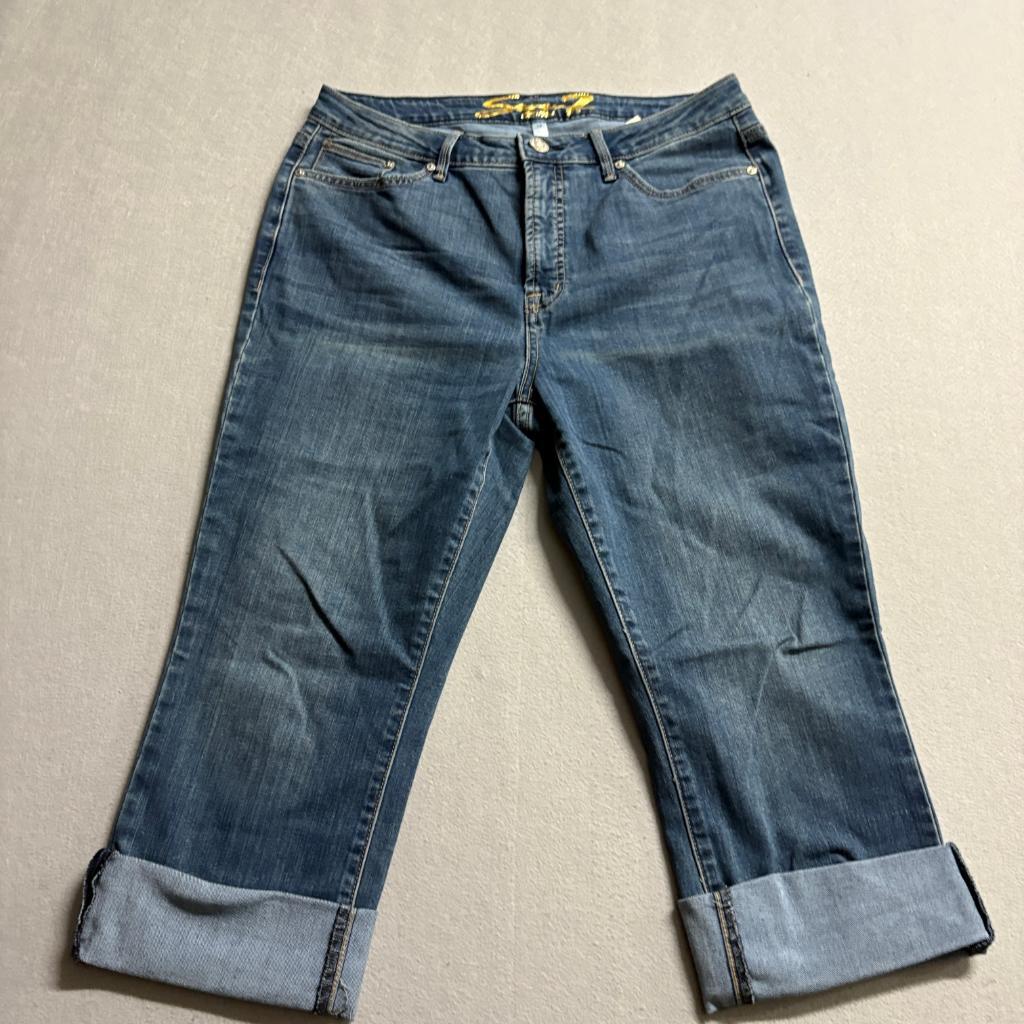 Seven7 Cuffed Crop Jeans Womens 12 Blue Denim Mid Rise Capris Stretch